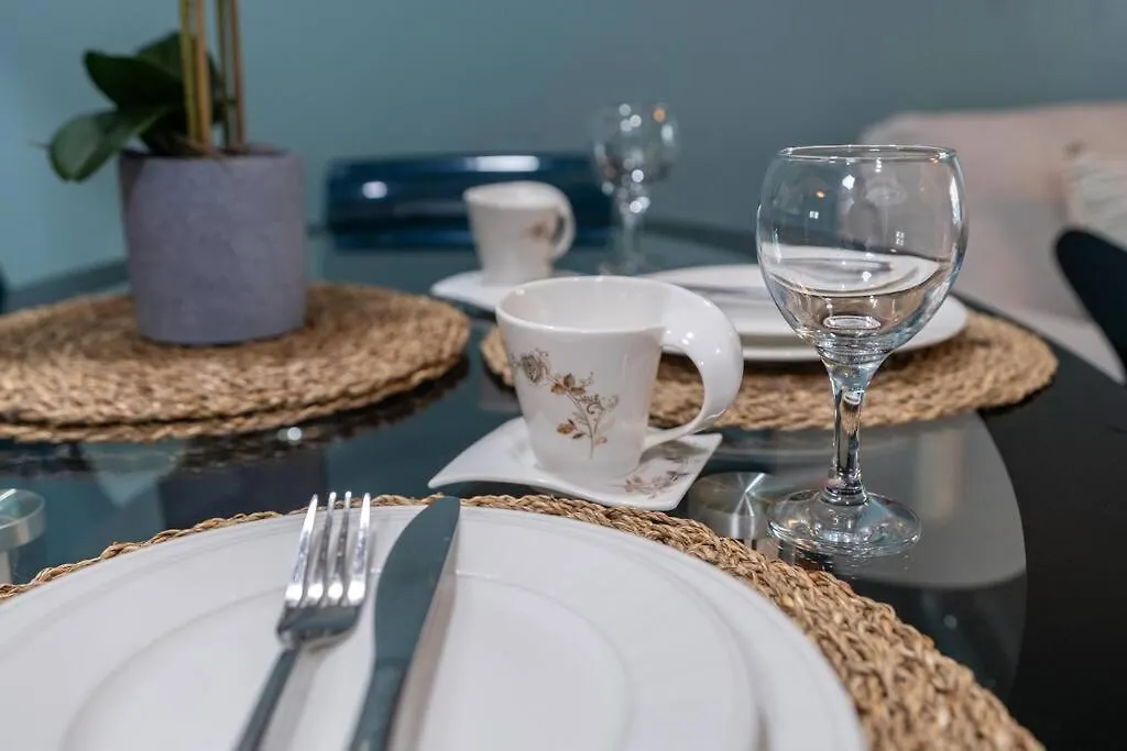 Apartment Large Studio Attached To Metro - Dubai Marina Diamond3 United Arab Emirates
