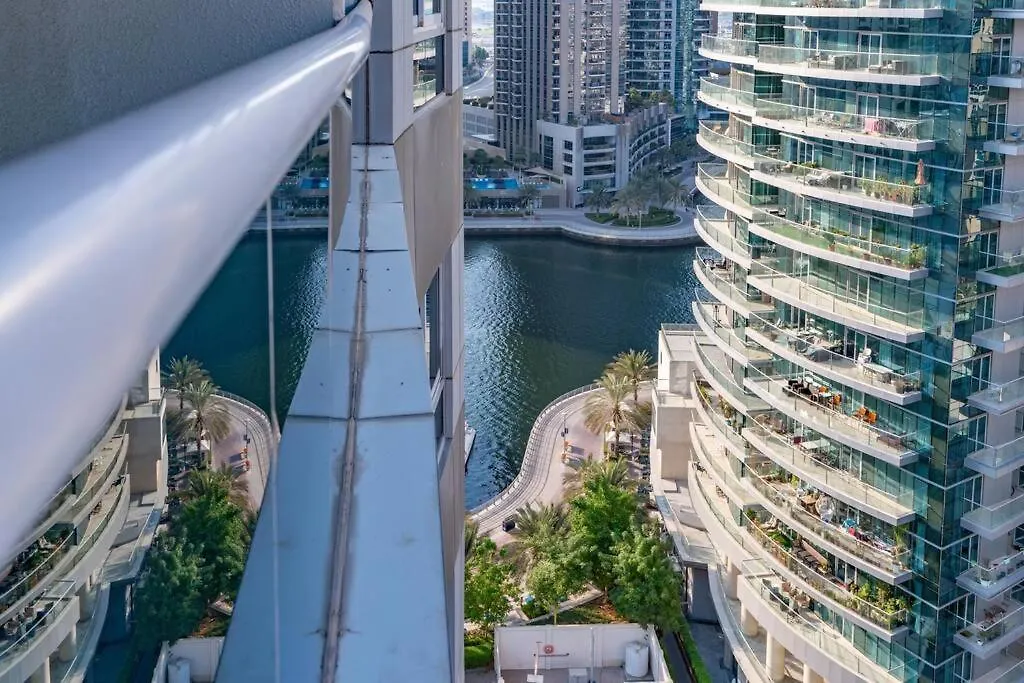 Large Studio Attached To Metro - Dubai Marina Diamond3 United Arab Emirates